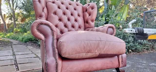 93CM KUDU Leather Wingback Chair Chesterfield Button-Back Unique Tan Brown color