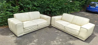 Stunning Full Leather Lounge Suite 2 Large 2 Seater Couches Cream Beige colour 200cm each length