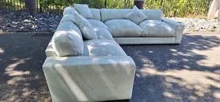 295cm KLOOFTIQUE Corner Leather Couch Modern styled CUBIST Range Light Grey Mint colour