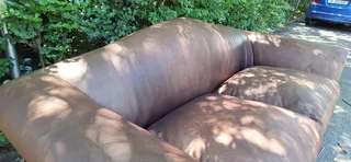 Gorgeous Old Skool Coricraft Colonial KUDU Leather Couch 3 Seater Zambezi Tan Brown Leather Sofa