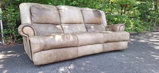 CORICRAFT Etosha Genuine Leather Recliner Couch Three Pullup Sofa Lazyboy 230cm