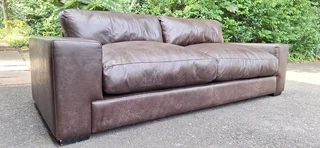 Stylish KLOOFTIQUE Nu York Cubist Style LARGE Seater Genuine Leather Couch Brown Colour 223cm