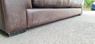 Stylish KLOOFTIQUE Nu York Cubist Style LARGE Seater Genuine Leather Couch Brown Colour 223cm