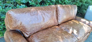 LIKE NEW Leather Couch Colonial Styled Stunning Butterscotch Tan Brown Colour 208cm