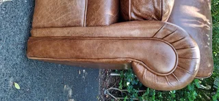 LIKE NEW Leather Couch Colonial Styled Stunning Butterscotch Tan Brown Colour 208cm