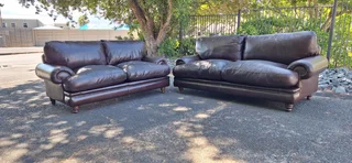 Solid CORICRAFT Leather Lounge Suite Colonial Milano Dark Brown Big 3 plus 2 Seater Couches
