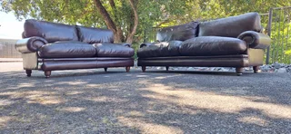 Solid CORICRAFT Leather Lounge Suite Colonial Milano Dark Brown Big 3 plus 2 Seater Couches