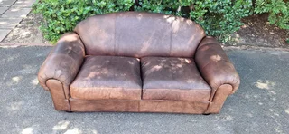 WEYLANDTS Retro Old Skool Styled 2 seater Leather KUDU Couch Hazelnut Brown 190cm