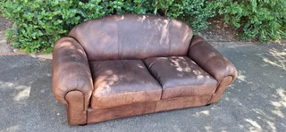 WEYLANDTS Retro Old Skool Styled 2 seater Leather KUDU Couch Hazelnut Brown 190cm