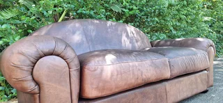 WEYLANDTS Retro Old Skool Styled 2 seater Leather KUDU Couch Hazelnut Brown 190cm