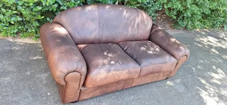 WEYLANDTS Retro Old Skool Styled 2 seater Leather KUDU Couch Hazelnut Brown 190cm