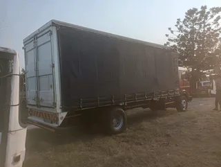 8 ton truck for hire