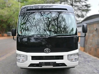 Toyota Coaster 2.8D GL A/T 23 Seater B/S