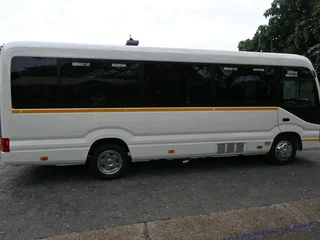 Toyota Coaster 2.8D GL A/T 23 Seater B/S