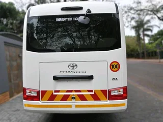 Toyota Coaster 2.8D GL A/T 23 Seater B/S