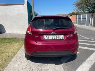 2013 Ford Fiesta Hatchback