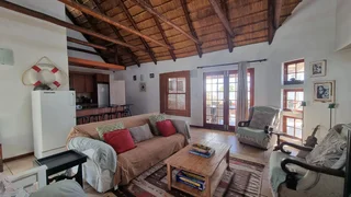 Self Catering Fishermans Cottage- Dwarskersbos- 3 min walk to Beach- Estate Swimming pool