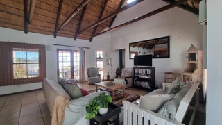 Self Catering Fishermans Cottage- Dwarskersbos- 3 min walk to Beach- Estate Swimming pool