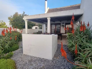 Dwarskersbos Best Kept Secret-Self Catering Holiday Cottage 3 mins walk 2 Beach