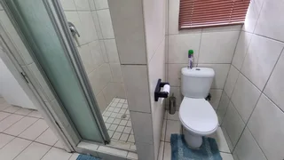 2026 Student House-Ladies Only-Fully Furnished/Serviced - Large Room with Ensuite