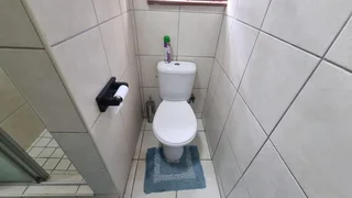 2026 Student House-Ladies Only-Fully Furnished/Serviced - Large Room with Ensuite