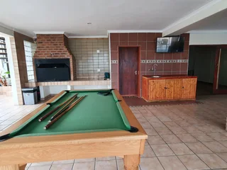 Share A Villa-Large Room with ensuite-Fully furnished and Serviced 4 Single Professional