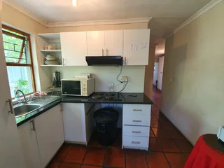 2026 Student House Share-Male Only-3 rooms available -Fully Furnished/Serviced