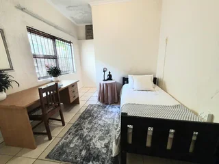 2026 Student Accommodation-Ladies Only-  Furnished Incl Elec-water-Fibre-Cleaning-laundry