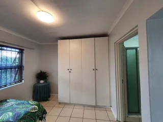 Private Ladies Student House -Fully Furnished and Serviced-Boston Bellville