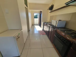 Furnished 2 bed 1 bath in Oakdale-Close 2 Tygervalley Mall-Inc Water-Fibre-Cleaning
