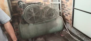 7.5 kw Compressor Ingersol Rand - Used but excellent working condition