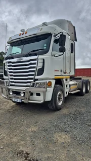 2014 Freightliner Argosy ISX530 Truck Tractor