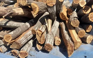 Rooikrans Braai Wood