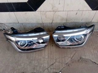 Hyundai H1 Bus Headlight for Sale Whatsapp 0604363316