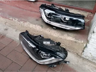 VW T Cross LED/xenon Headlight both sides for Sale 0604363316