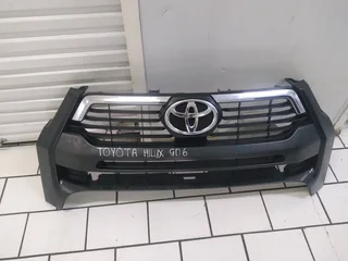 Toyota Hilux GD-6 legend Grill for Sale whatsapp 0604363316
