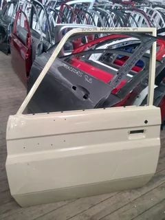 Land Cruiser Door L/Hand Single Cub for sell
