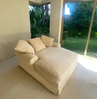 Santorini slipcover DayBed - Price Reduced to R4999 until midnight on Black Friday 28 Nov 2025