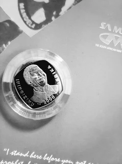 UNCIRCULATED NELSON MANDELA R5 COIN