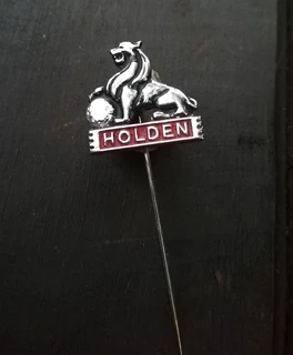 Vintage Holden Collectors Pin (Price Includes Postage)