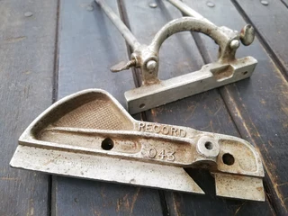Vintage Record 043 Wood Plane (Price Includes Postage)