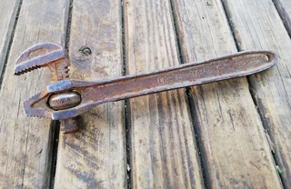 Vintage Reversable Pipe Wrench (Price Includes Postage)