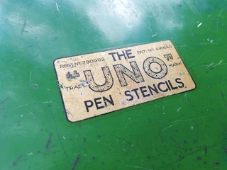 Vintage Uno Stencil Tin (Price Includes Postage)