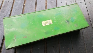 Vintage Uno Stencil Tin (Price Includes Postage)