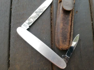 Zwilling JA Henckels Pocket Knife (Price Includes Postage)