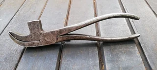 Cobblers Lasting Pliers (Price Includes Postage)