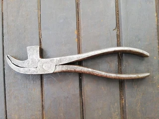 Cobblers Lasting Pliers (Price Includes Postage)