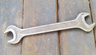 Mercedes Benz Toolkit Spanner