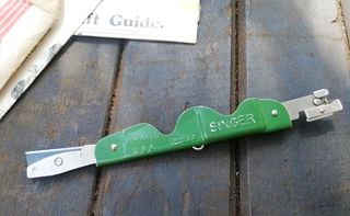 Singer Vintage Sewing Tool (Price Includes Postage)