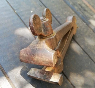 German Hand Vise (Price Includes Postage)